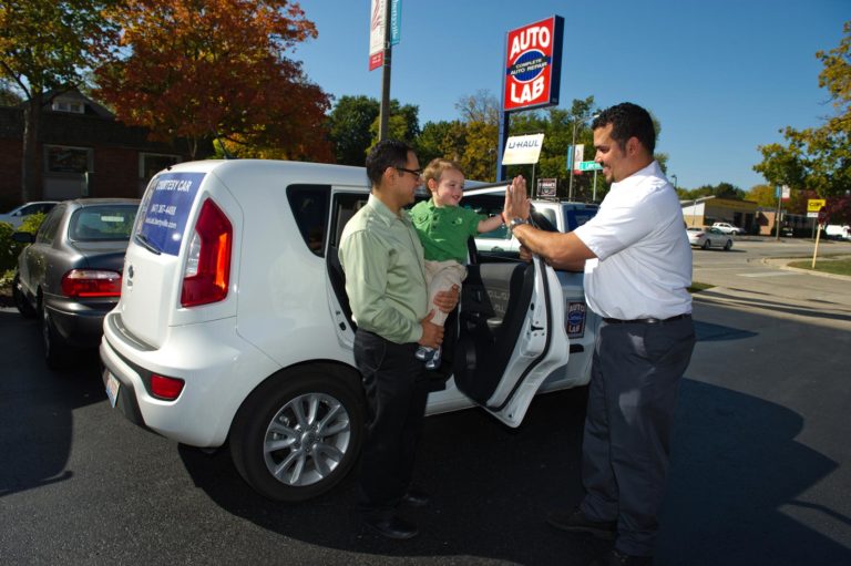 New! Pick up a loaner car after hours — including on weekends